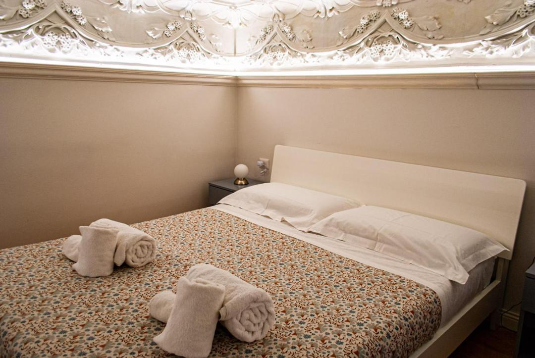 Opera Suites - Tosca Palermo Luaran gambar